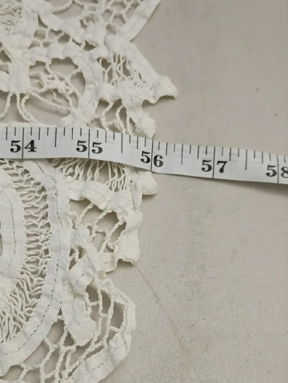 Vintage Battenberg Or Venice Lace White Lace Table Cover